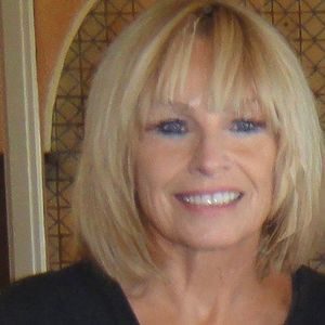 Meet your Posher, Connie